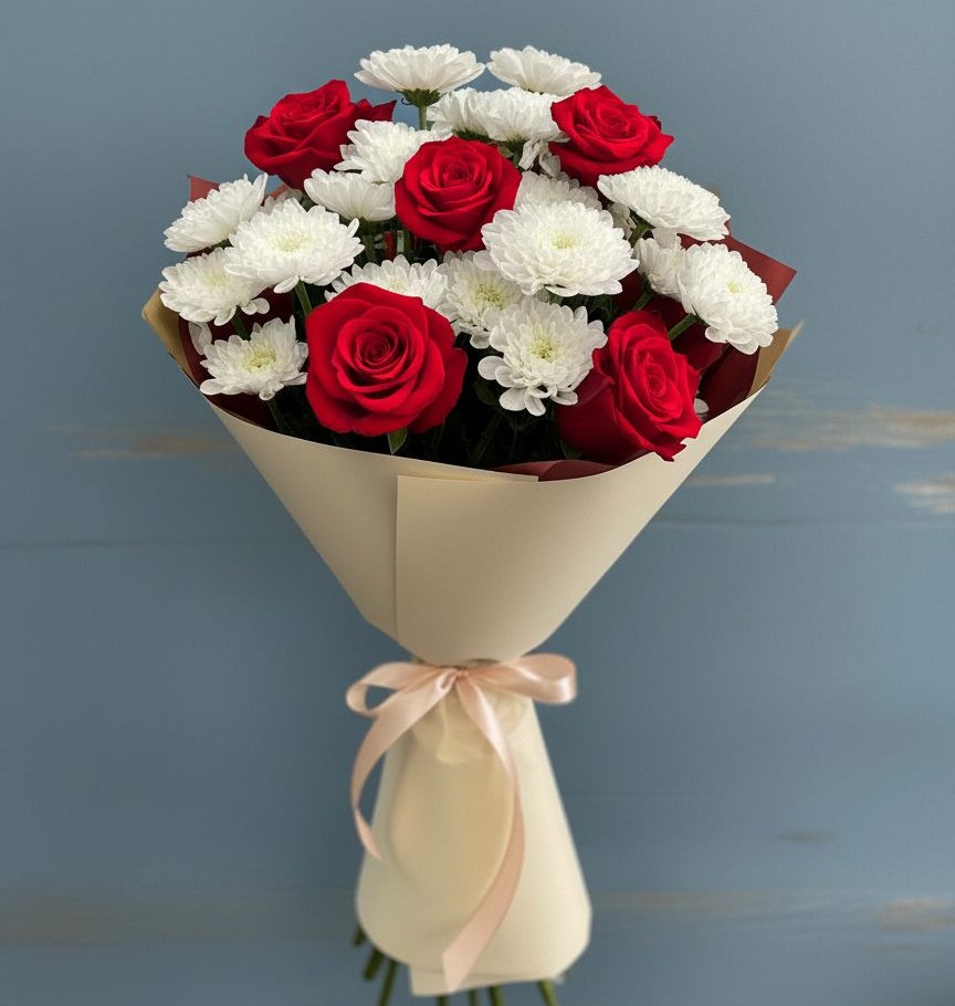 Букет цветов из: Розы и Хризантемы в Марьино Сергиево-Посадский района