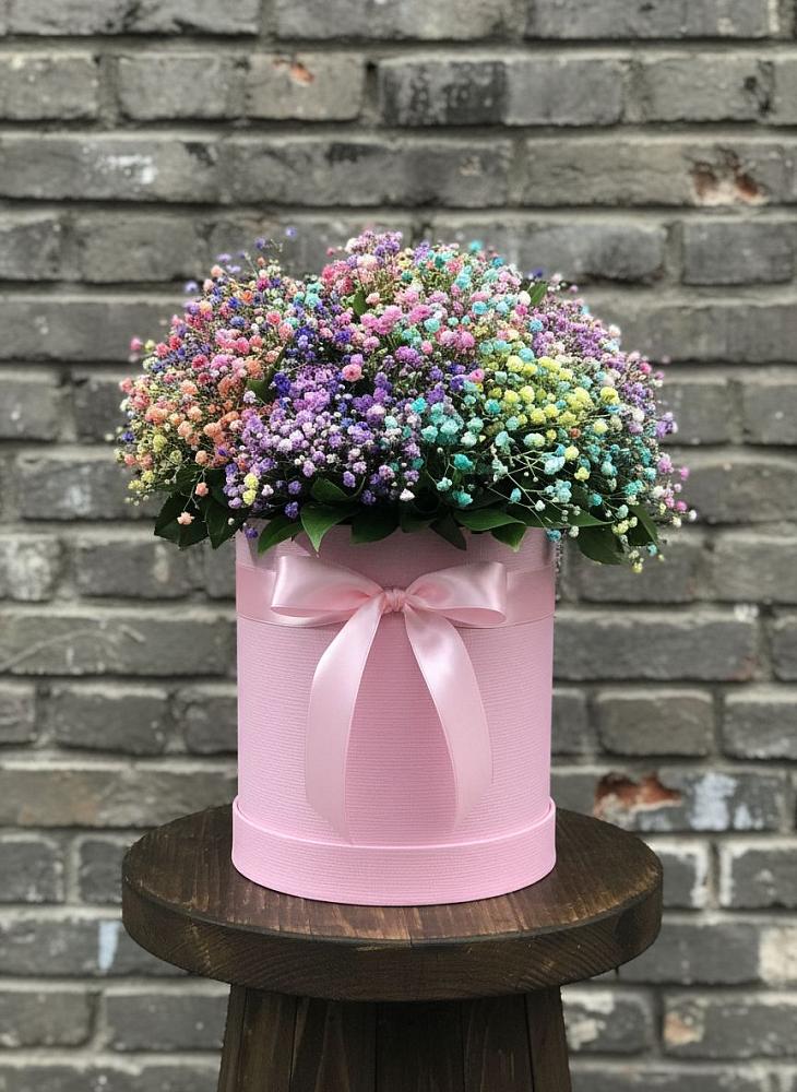 Цветочная композиция из Гипсофила и Розы в шляпной коробке в Марьино Сергиево-Посадский района