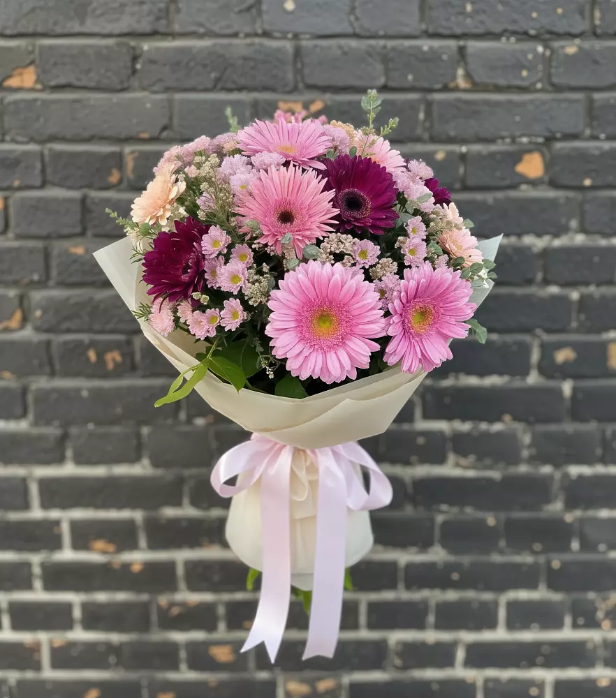 Букет цветов из: Герберы и Хризантемы в Марьино Сергиево-Посадский района