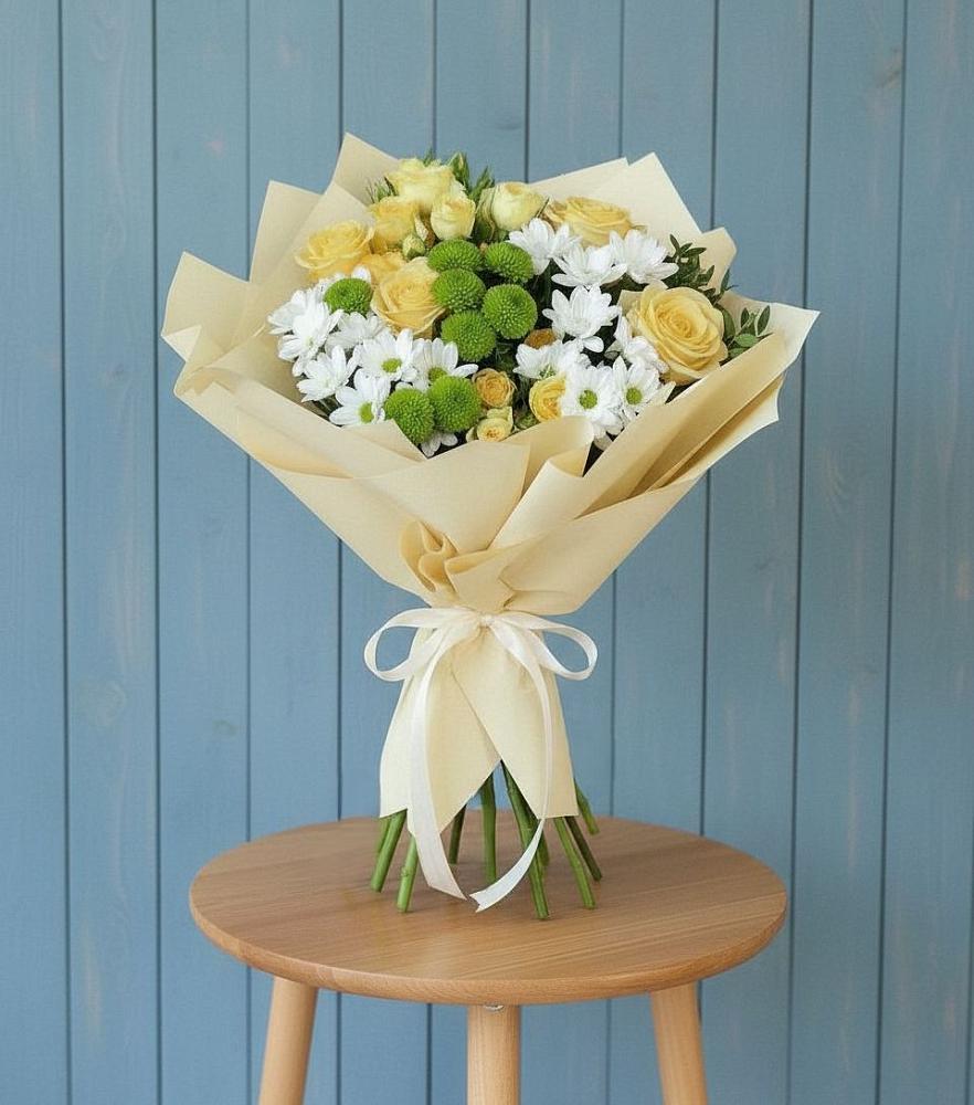 Букет цветов из: Хризантемы и Розы в Марьино Сергиево-Посадский района