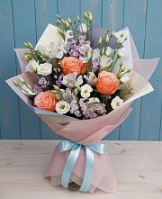 Букет цветов из:  Лизиантусы, Розы, Альстромерии и Гипсофила в Марьино Сергиево-Посадский района